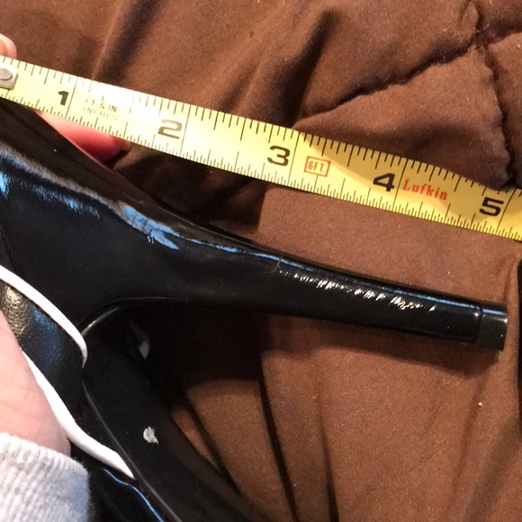 Guess black and white heels - Picture 9 of 10